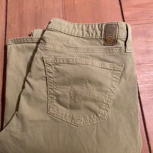 AG green The Angel flares